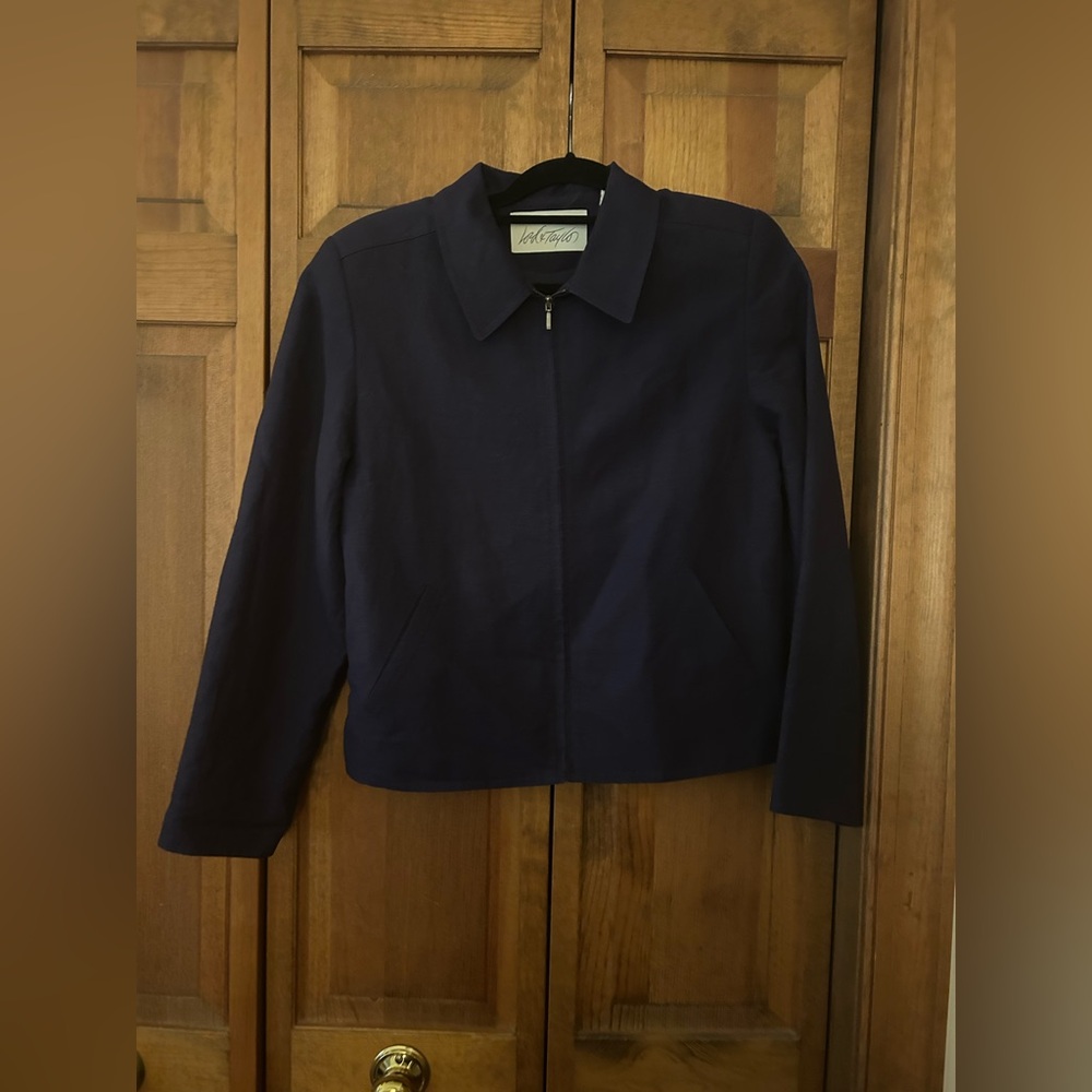 Lord & Taylor Women’s Sz 6 Blue Minimalist Classic Linen Blend Zip Up Blazer